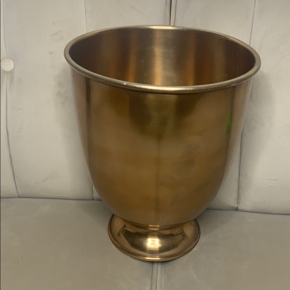 Gold metal‎ decorative plant holder bowl planter